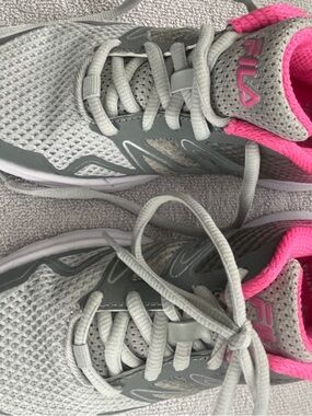 Fila Women's Gray and Pink Athletic Sneakers